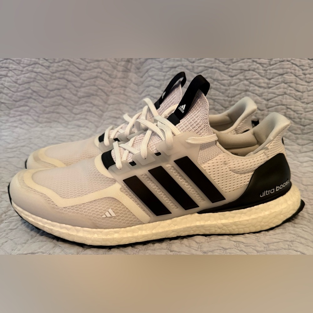 Adidas Ultra Boost DNA